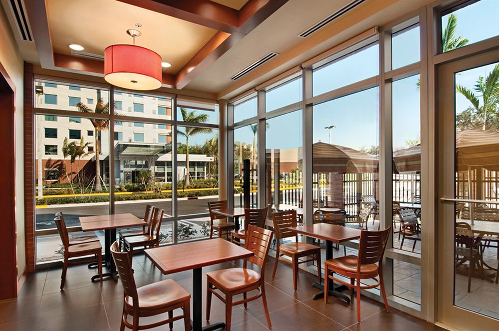 Hyatt Place Fort Lauderdale Airport/Cruise Port Dania Beach Esterno foto